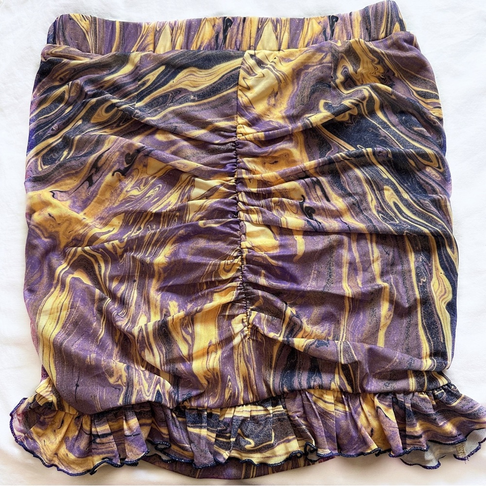 no vacancy ⋆ marble ruched skirt - Picture 4 of 8